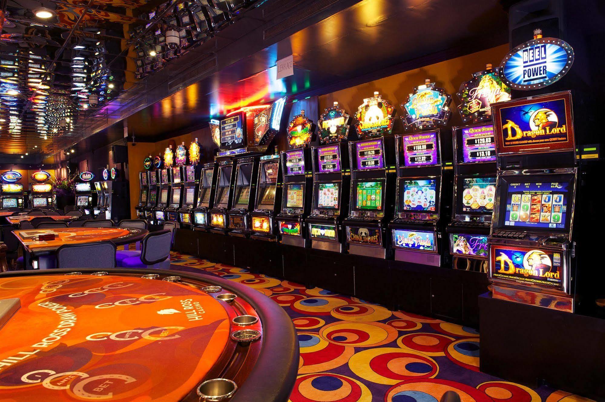 Trupial Hotel & Casino วิลเลมสตัด ภายนอก รูปภาพ